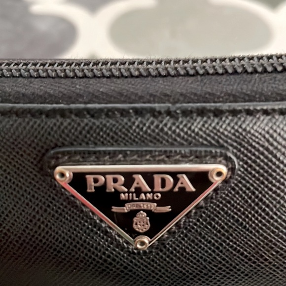Prada Wallet - Picture 12 of 13
